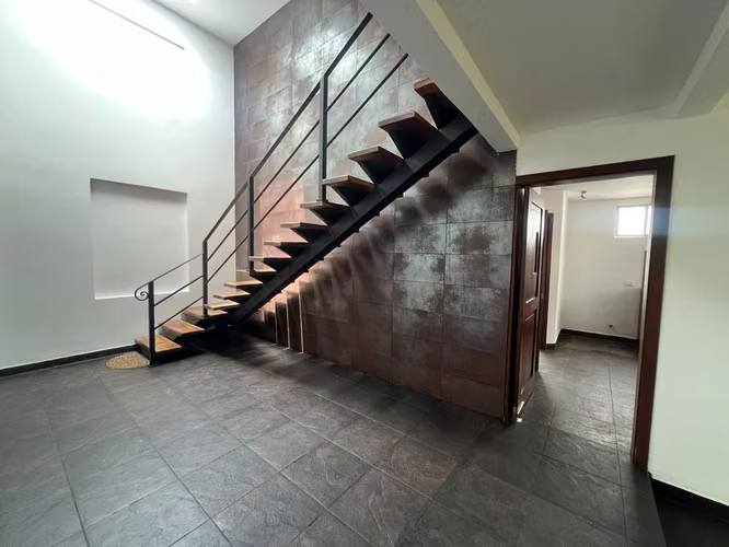 Exclusiva Residencia en Pozos de Santa Ana | Jardín, Terraza y Amenidades - Imagen 3