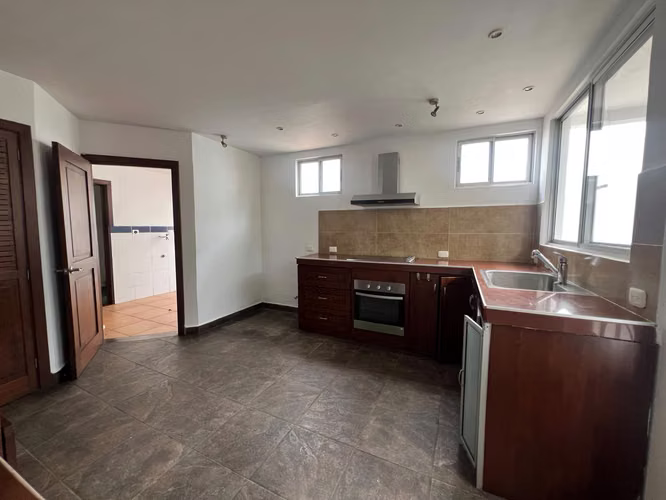 Exclusiva Residencia en Pozos de Santa Ana | Jardín, Terraza y Amenidades - Imagen 8