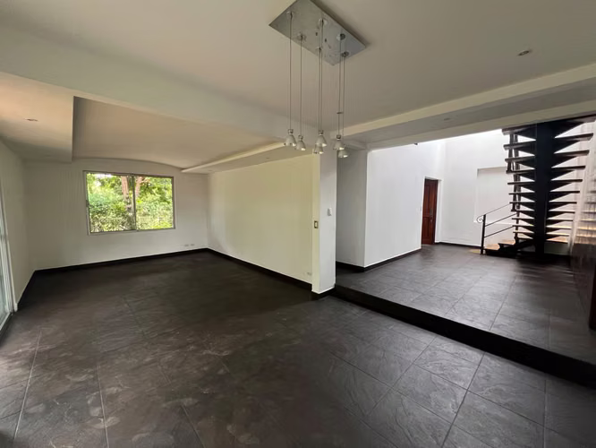 Exclusiva Residencia en Pozos de Santa Ana | Jardín, Terraza y Amenidades - Imagen 2