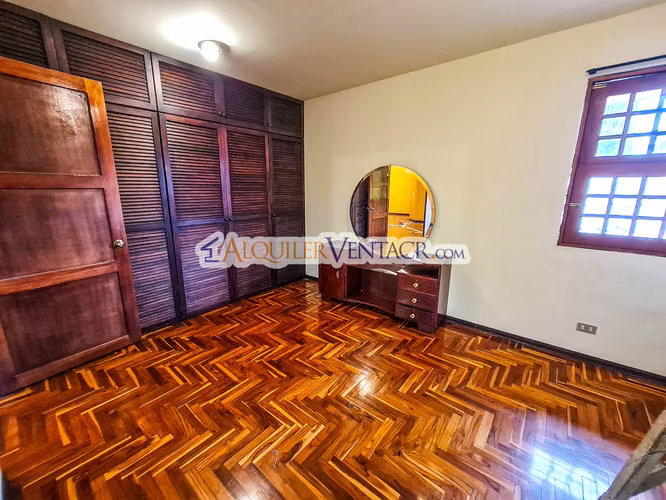 OPORTUNIDAD! PROPIEDAD DE 1.400 M2 CON 2 CASAS EN SAN RAFAEL ESCAZU X COUNTRY CLUB - Imagen 13