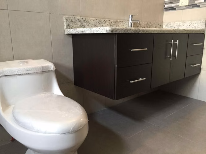 Casa Nueva en Venta en Rohrmoser, con excelente ubicación, independiente - Imagen 9