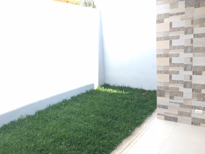 Casa Nueva en Venta en Rohrmoser, con excelente ubicación, independiente - Imagen 15