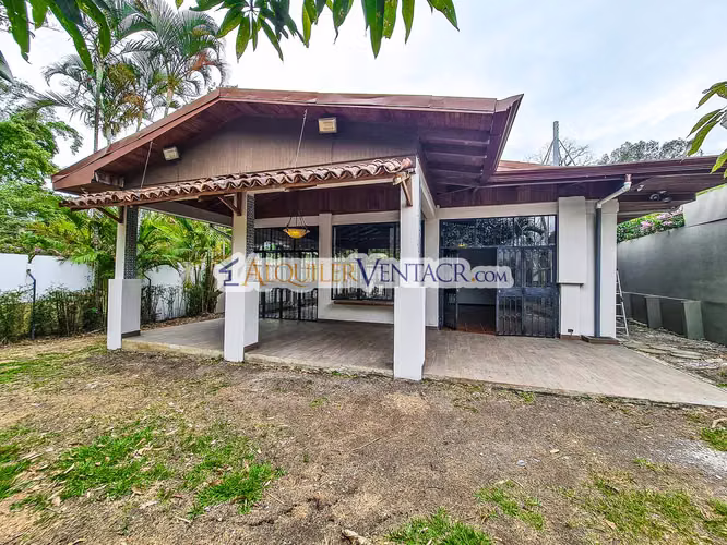 Casa de Un Nivel de 479 m2 con 984 m2 de lote en Jaboncillos Escazú - Imagen 13