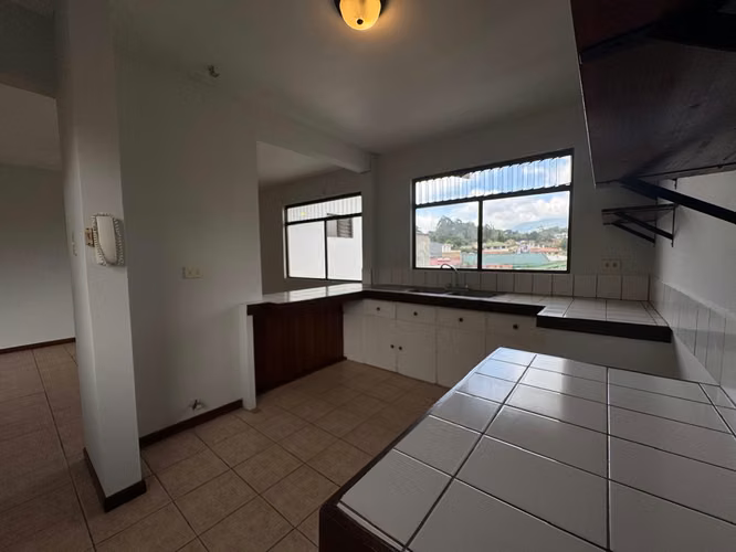 Alquiler apartamento de 2 habitaciones en Granadilla, Curridabat - Imagen 5
