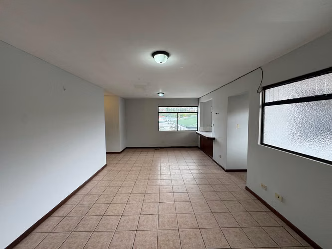 Alquiler apartamento de 2 habitaciones en Granadilla, Curridabat - Imagen 2