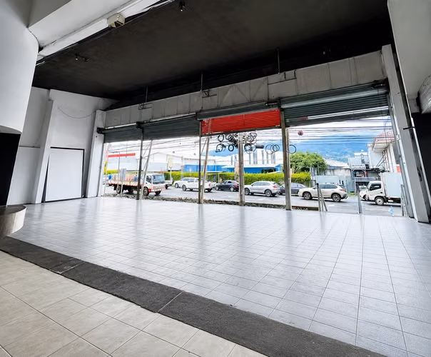 Rohrmoser - Local Comercial disponible