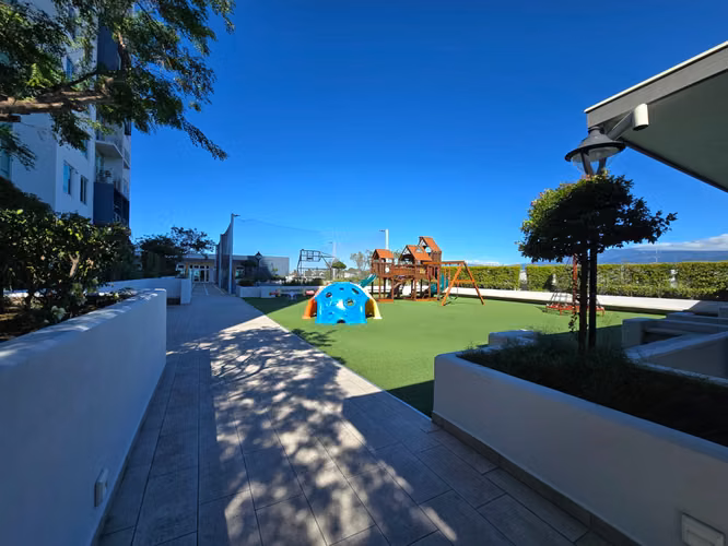 Se alquila apartamento en Piso 4 Club Residencial Bambú Rivera - Cinco Esquinas