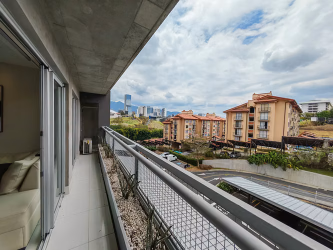 Apartamento en Azenza la Uruca en Alquiler