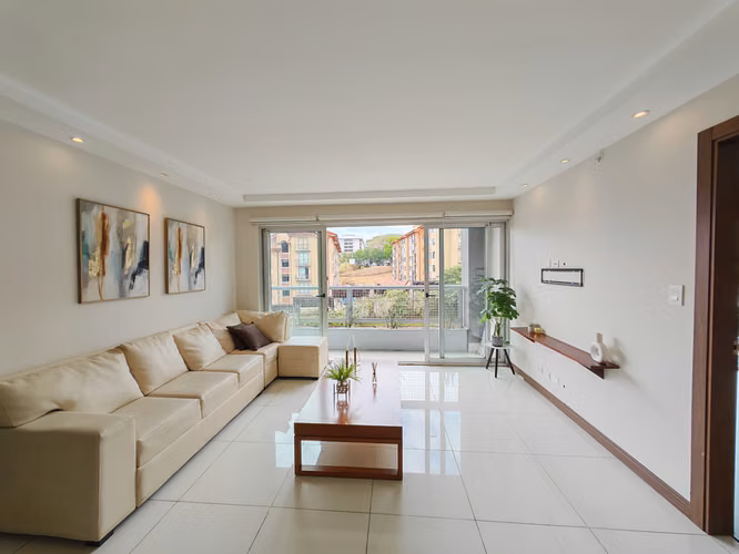 Apartamento en Azenza la Uruca en Alquiler