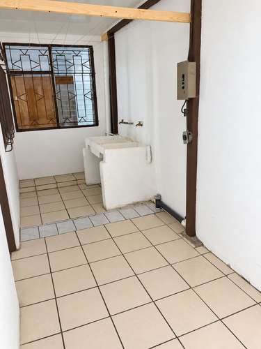 Oportunidad de inversión en Heredia Centro: casa, local comercial y apartamento