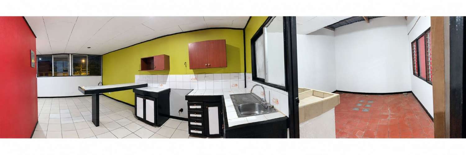 Oportunidad de inversión en Heredia Centro: casa, local comercial y apartamento