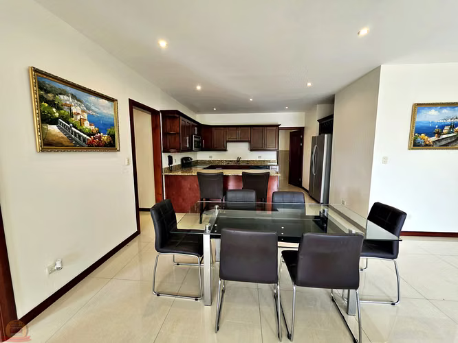 Apartamento Amueblado de Lujo en Escazú | 210 m² y Vistas - Imagen 7