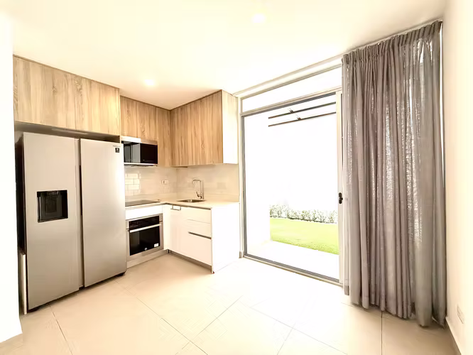 Alquiler de hermosa casa con línea blanca - Imagen 2