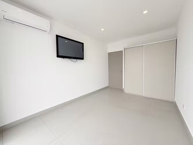 Alquiler de hermosa casa con línea blanca - Imagen 7