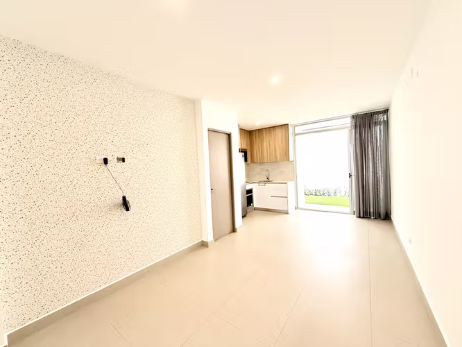 Alquiler de hermosa casa con línea blanca - Imagen 3