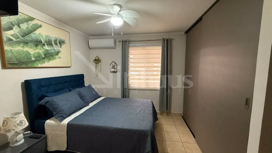 Venta de casa remodelada en condominio en Guacima - Imagen 13