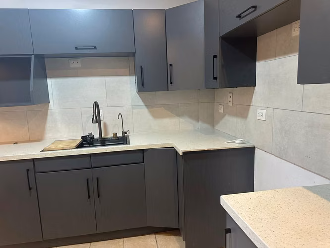 Venta de Casa en Condominio Boulevard del Sol — Lindora, Santa Ana - Imagen 13