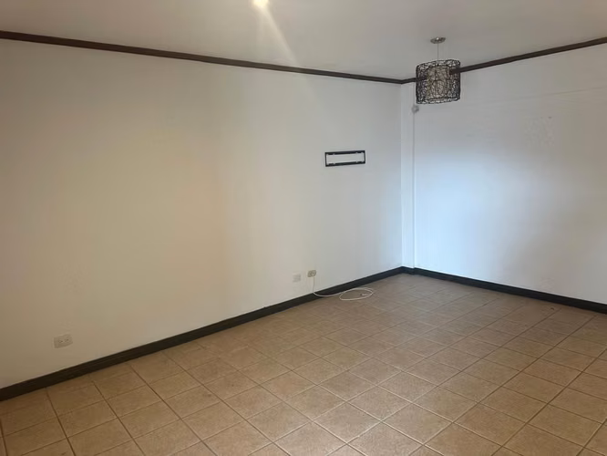 Venta de Casa en Condominio Boulevard del Sol — Lindora, Santa Ana - Imagen 14