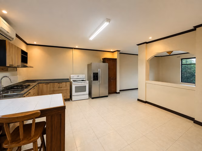 Apartamento en Alquiler en Guayabos, residencial con seguridad 24/7 - Imagen 4