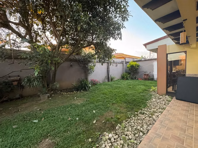 Apartamento en Alquiler en Guayabos, residencial con seguridad 24/7 - Imagen 13