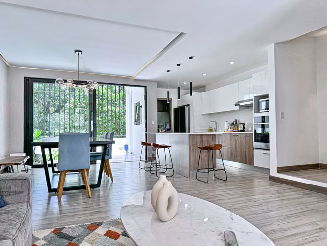 Casa Bosque Vistas Escazu home in Gated Community-Pool-Gym