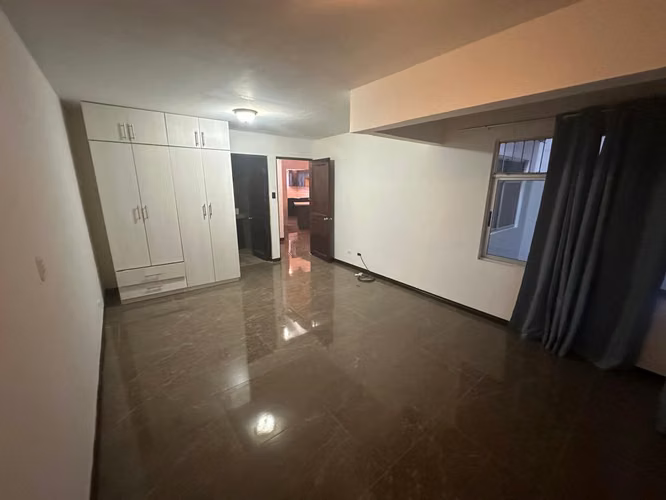 Venta de casa independiente de una sola Planta en Urbanización Bosques de Santa Ana. - Imagen 11