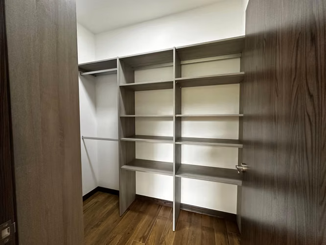 Casa en Alquiler con Línea Blanca en Condominio, Escazú - Imagen 16