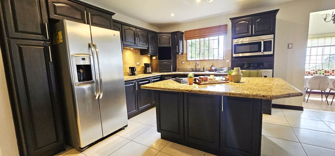 Venta de Casa en Coronado AMPLIA ZONA VERDE - Imagen 5