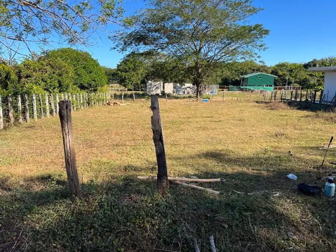 Lote de 469 m2 en Portegolpe