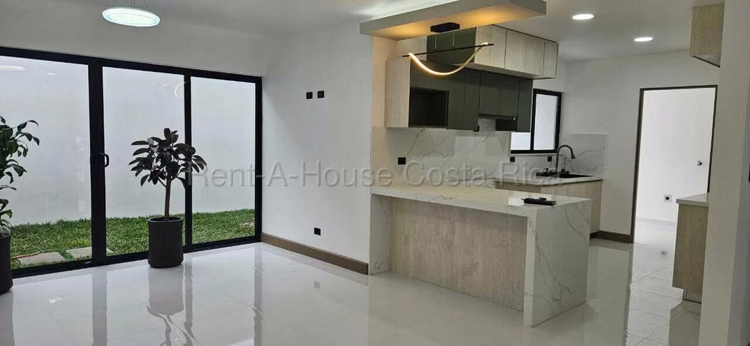 Venta de Casa en condominio Aqua la Unión San juan - Imagen 2