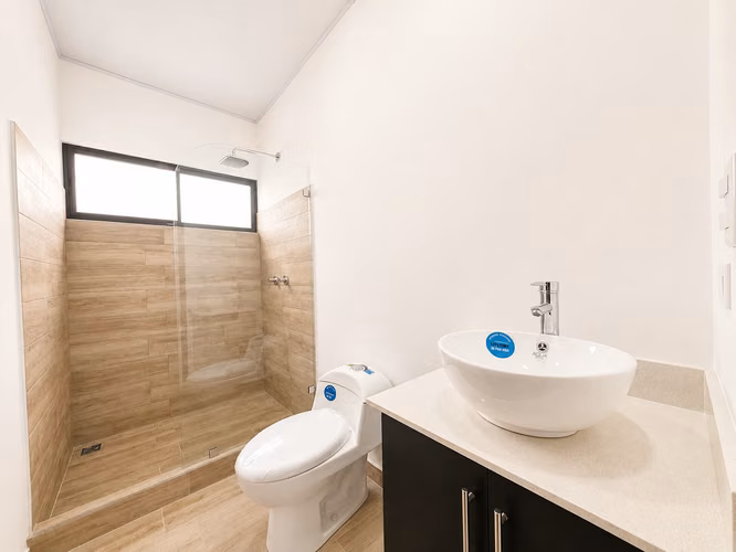 Apartamento nuevo en alquiler, Heredia, Mercedes Norte, por Café Britt