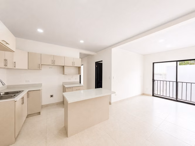 Apartamento nuevo en alquiler, Heredia, Mercedes Norte, por Café Britt