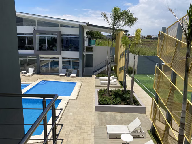 Casa en alquiler, condominio Via Heredia, San Pablo de Heredia. Entrega inmediata. - Imagen 14