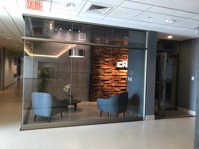 Oficina Amueblada en Alquiler en Calle Blancos, Centro Corporativo El Tobogán - Imagen 2