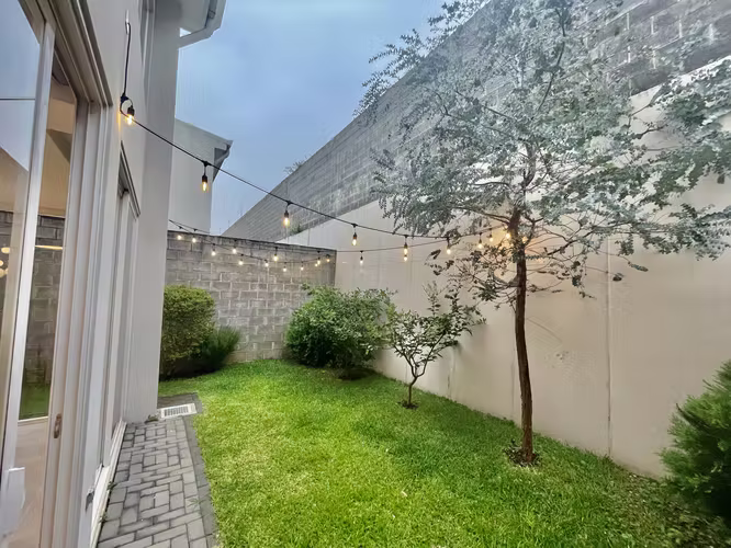 SE ALQUILA HERMOSA CASA EN CONDOMINIO LA ARBOLEDA HEREDIA - Imagen 3