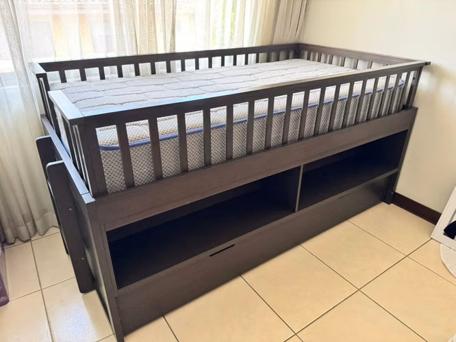 Cama Nido / Camapista Infantil de Madera con Escalera, Repisas y Cama Auxiliar