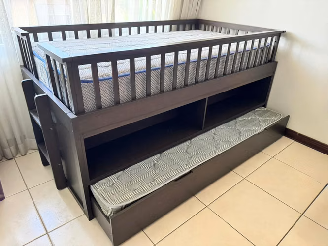 Cama Nido / Camapista Infantil de Madera con Escalera, Repisas y Cama Auxiliar