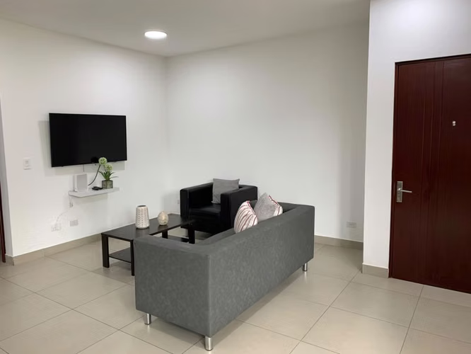 Alquiler de apartamento amueblado. La Sábana. - Imagen 7