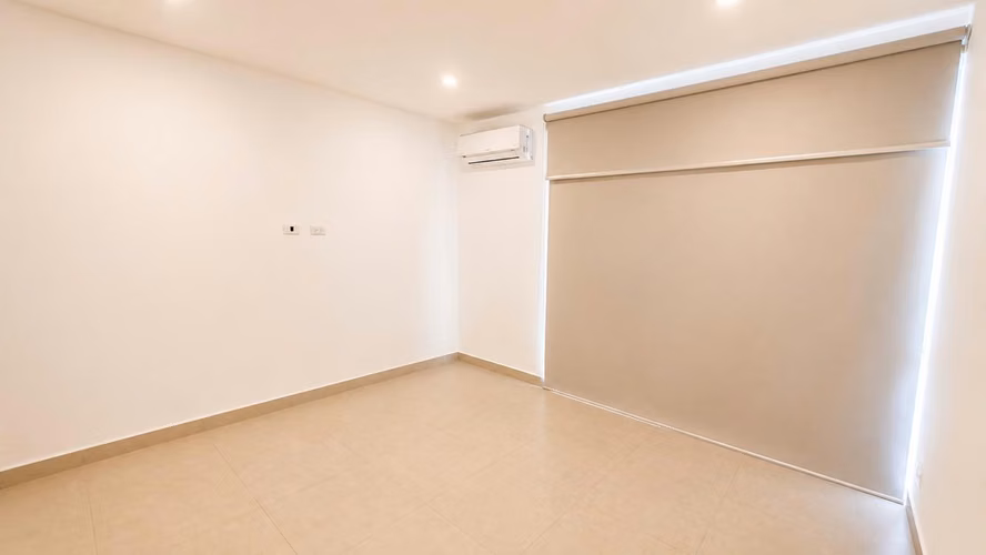 Preciosa y moderna casa en condominio en Vistas de Santa Ana - Imagen 7