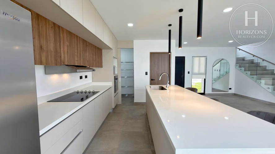 Casa en Condominio NAIA Guachipelín Escazú 3 Hab Pet Friendly NJA1415JB - Imagen 9