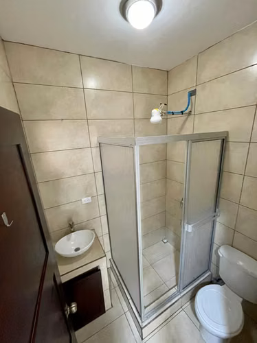 Se alquila hermoso apartamento con excelente ubicación y condiciones - Imagen 14