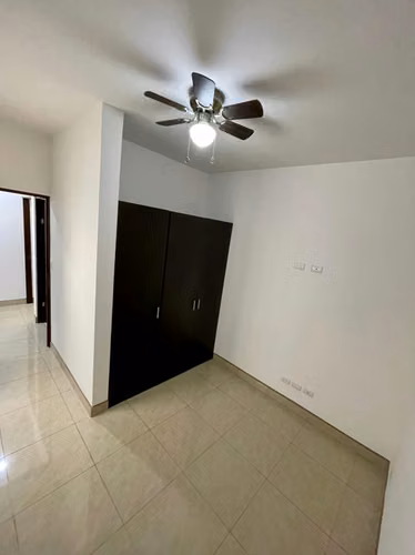 Se alquila hermoso apartamento con excelente ubicación y condiciones - Imagen 12