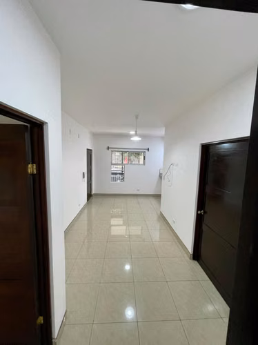 Se alquila hermoso apartamento con excelente ubicación y condiciones - Imagen 7