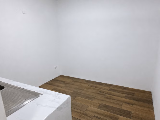 APARTAMENTO-HABITACIÓN EN PAVAS - Imagen 3