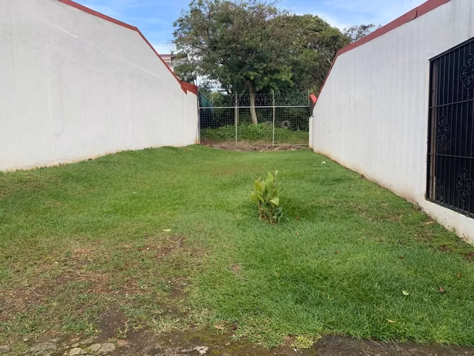 Lote Rebajado! en Condominio! Mercedes Sur, Heredia - Imagen 4