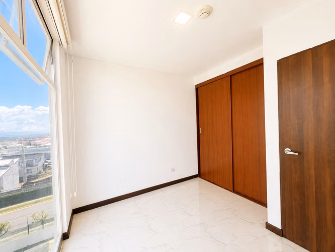 Venta apto con espacios modernos y balcón, Belén. (IC) - Imagen 6