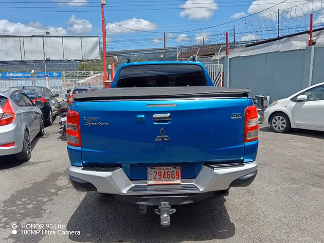 Mitsubishi L200 - Imagen 2