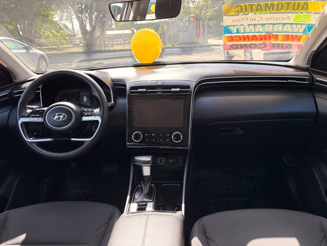 HYUNDAI TUCSON GL-2024-AUTOMATICO-SHIFT TRONIC- - Imagen 6
