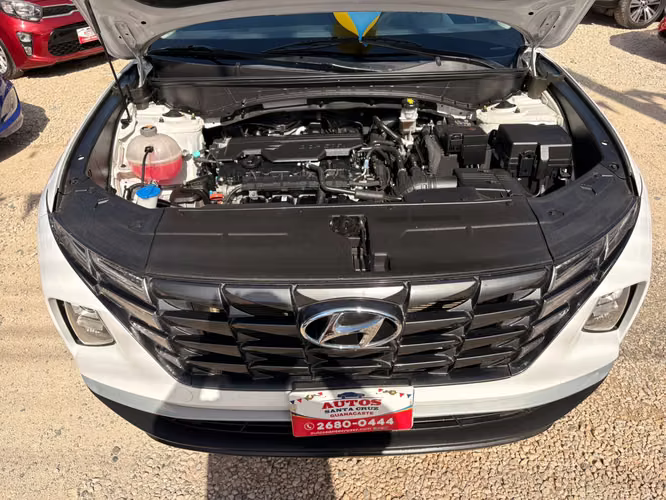 HYUNDAI TUCSON GL-2024-AUTOMATICO-SHIFT TRONIC- - Imagen 8