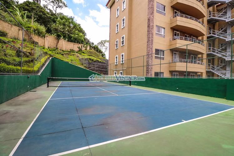 APARTAMENTO AMUEBLADO DE 210 M2 CON TERRAZA GRANDE Y VISTA EN ESCAZU - Imagen 6